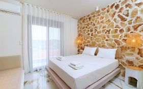 Athina Palace Luxurious Appartments